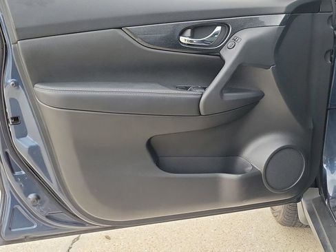 Used 2014 Nissan Rogue SL AWD/4WD image 26