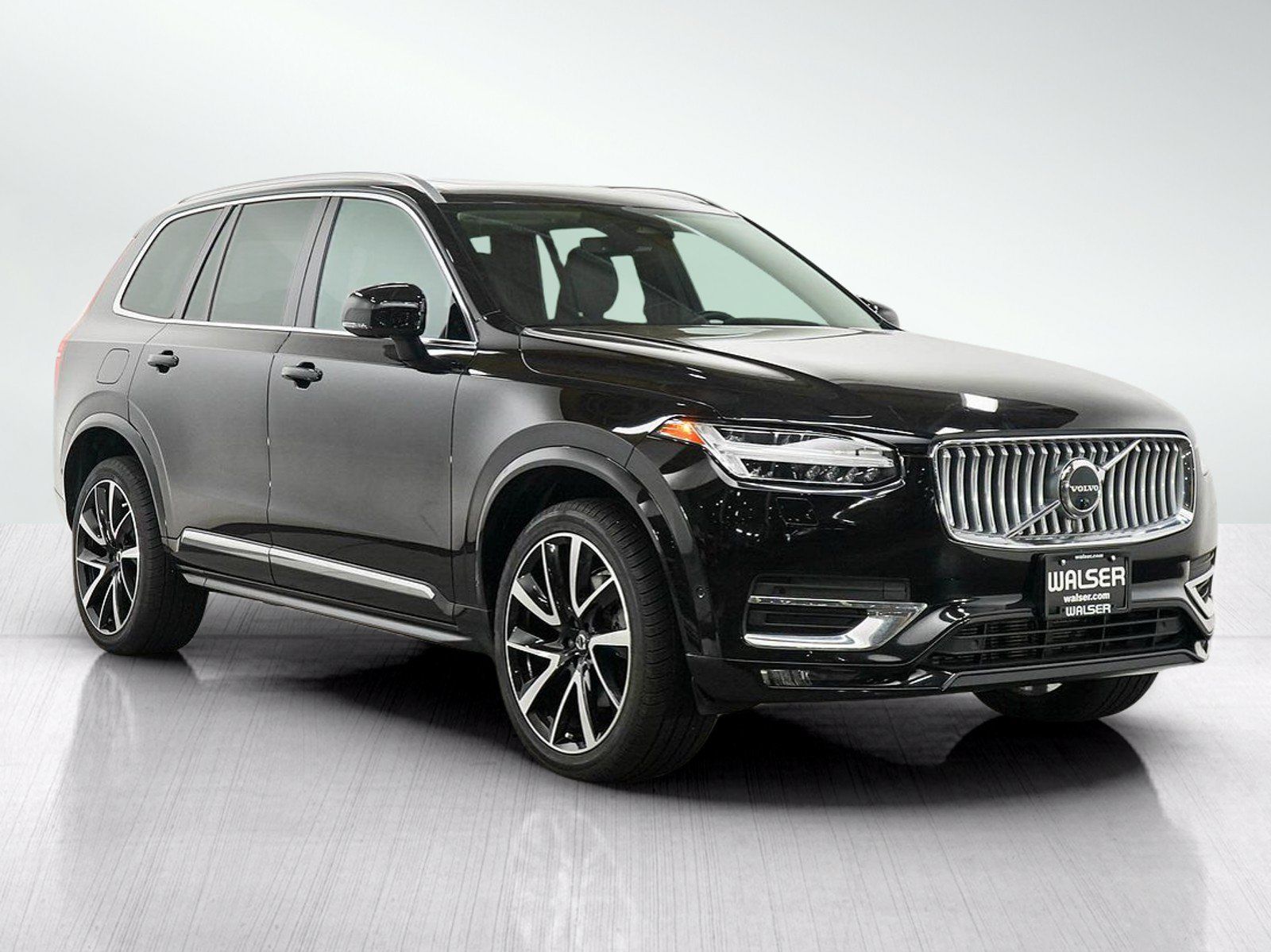 Used 2023 Volvo XC90 B6 Plus w/ Protection Package Premier AWD/4WD image 7