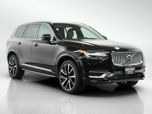 Used 2023 Volvo XC90 B6 Plus w/ Protection Package Premier AWD/4WD image 7
