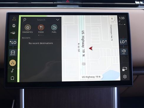 New 2025 Land Rover Range Rover Long Wheelbase SE image 25