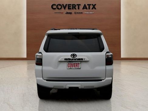 Used 2023 Toyota 4Runner SR5 image 5