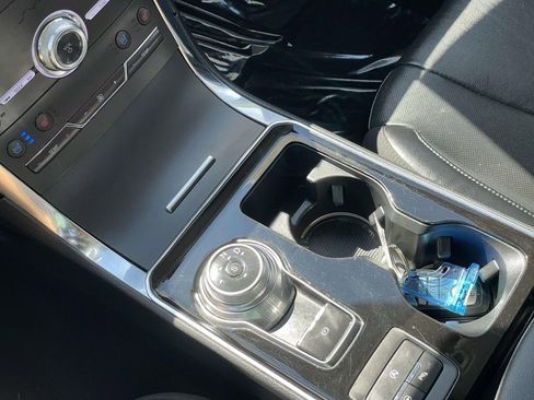 Certified 2020 Ford Edge Titanium w/ Equipment Group 301A image 17