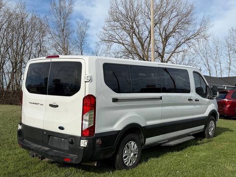 Used 2020 Ford Transit 350 XLT RWD image 4