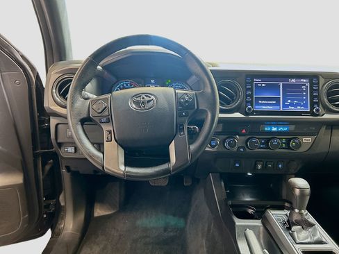 Used 2023 Toyota Tacoma TRD Off-Road image 20