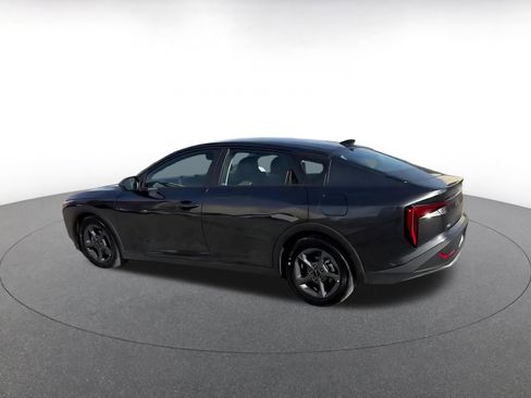 Used 2025 Kia K4 LXS image 10