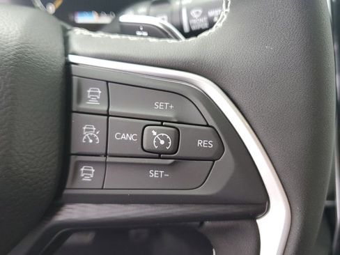 New 2025 Jeep Grand Cherokee L Altitude image 31