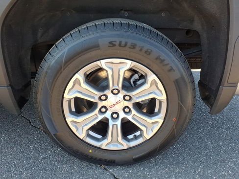 Used 2024 GMC Sierra 1500 SLT RWD image 14