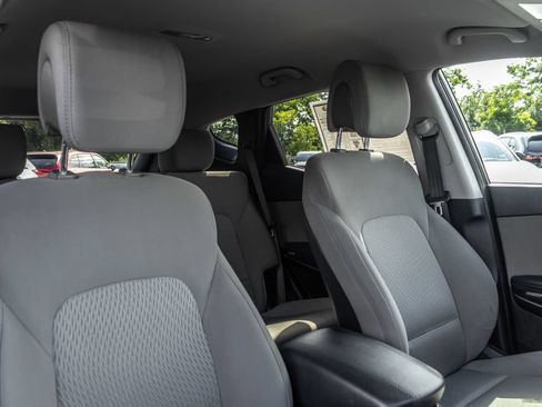 Used 2017 Hyundai Santa Fe Sport AWD/4WD image 34