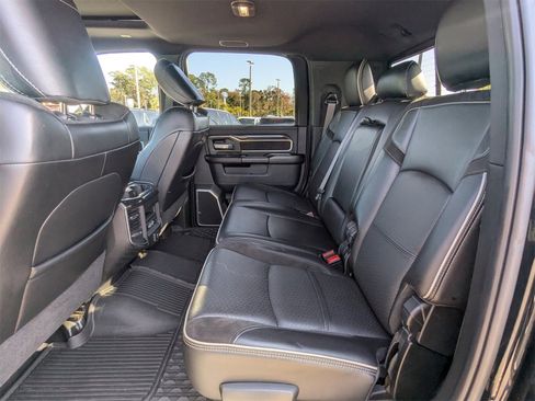 Used 2020 RAM 3500 Laramie image 14