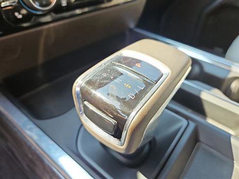 Used 2024 Chevrolet Silverado 1500 LTZ image 18