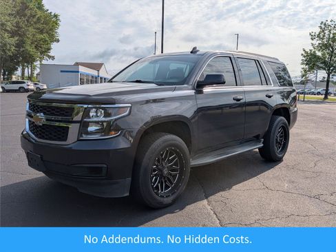 Used 2017 Chevrolet Tahoe LT RWD image 1