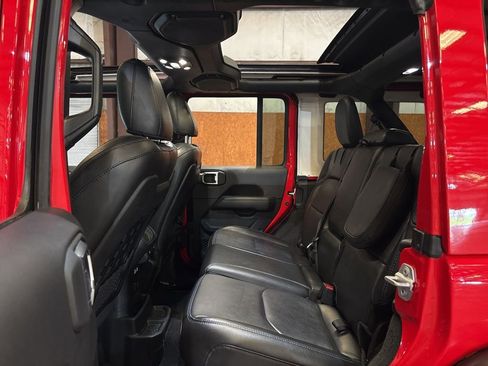 Used 2023 Jeep Wrangler Unlimited Rubicon 4xe image 42