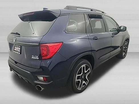 Used 2023 Honda Passport Elite image 3