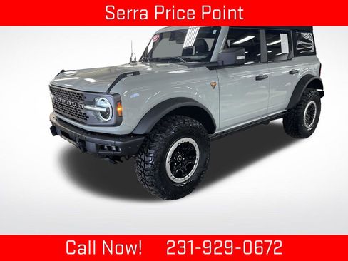 Used 2021 Ford Bronco Badlands AWD/4WD image 1