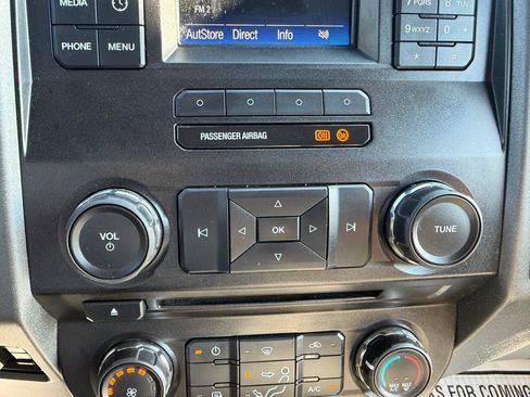 Used 2017 Ford F250 XL w/ Power Equipment Group AWD/4WD image 32