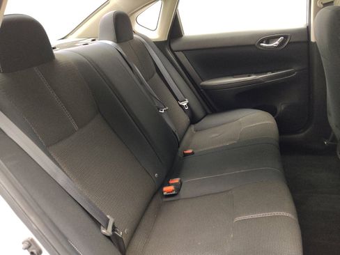 Used 2016 Nissan Sentra S image 19