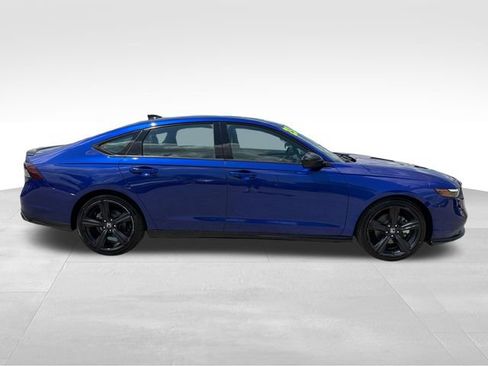 Used 2023 Honda Accord Sport image 8