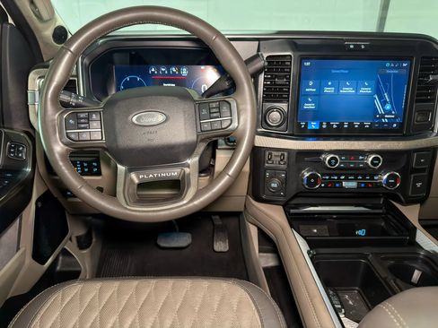 Used 2026 Ford F450 Platinum w/ Platinum Plus Package AWD/4WD image 14