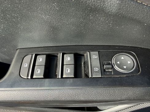Used 2021 Kia Soul GT-Line FWD image 12