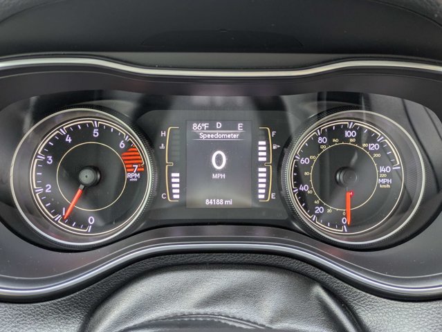 Used 2020 Jeep Cherokee Latitude Plus FWD image 27