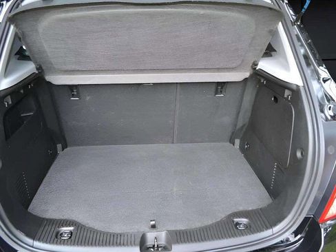 Used 2019 Chevrolet Trax LS image 28