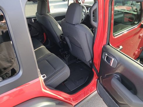 New 2026 Jeep Wrangler Unlimited Sport image 30