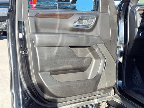 Used 2024 GMC Yukon XL SLE AWD/4WD image 27