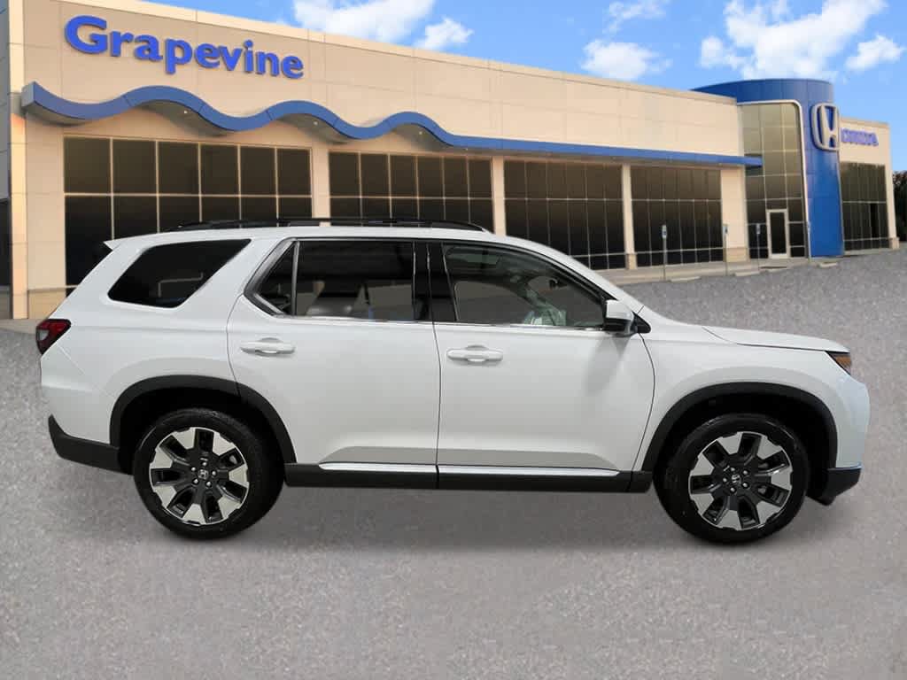 New 2026 Honda Pilot Touring image 8
