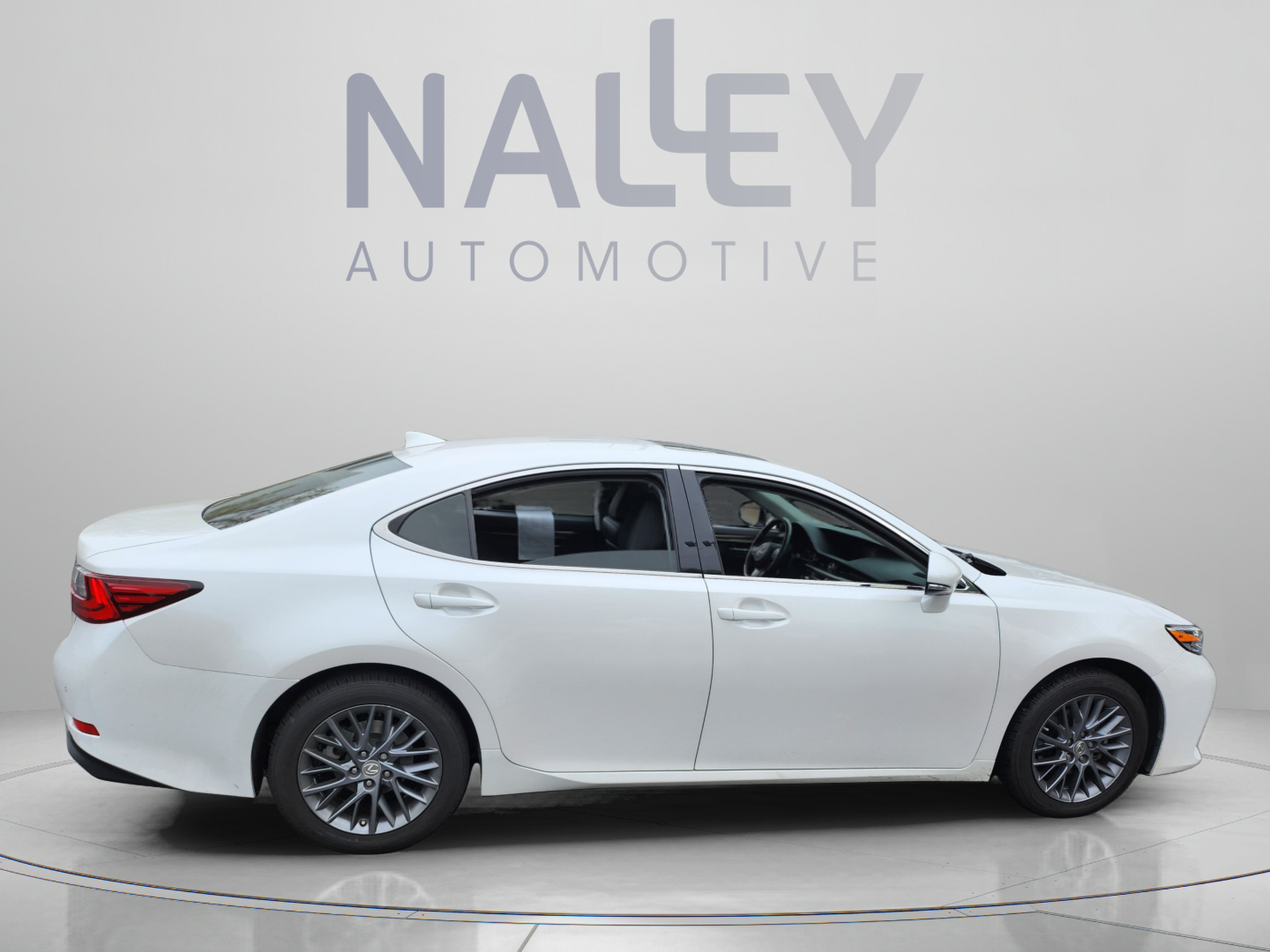 Used 2018 Lexus ES 350 w/ Premier Package FWD image 6