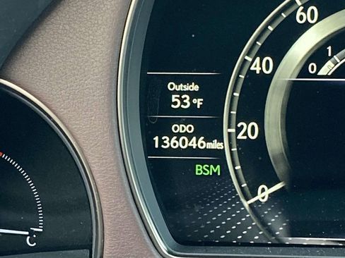 Used 2019 Lexus LS 500 w/ Accessory Package (Z2) image 20