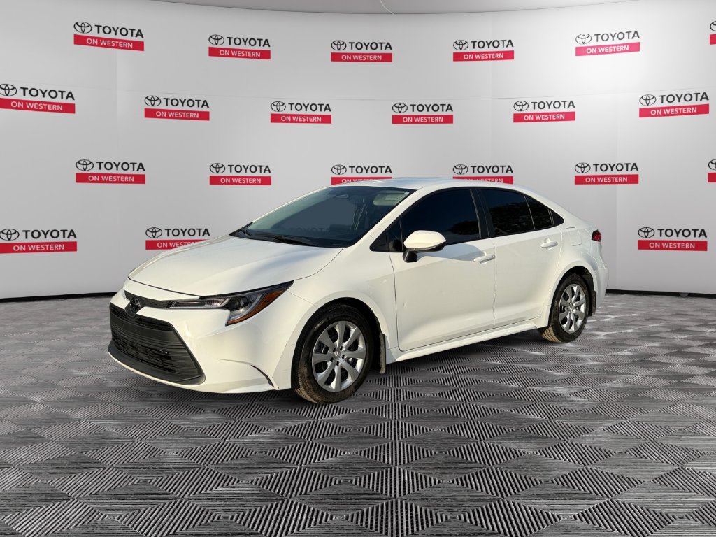 Used 2025 Toyota Corolla LE FWD image 1