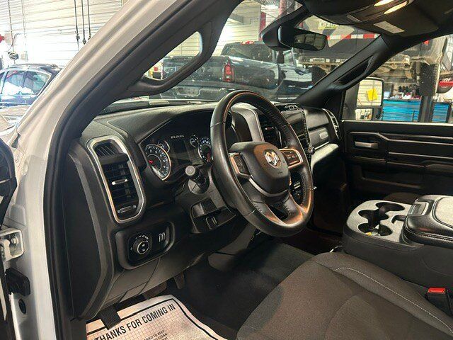 Used 2024 RAM 2500 Big Horn w/ Night Edition AWD/4WD image 40