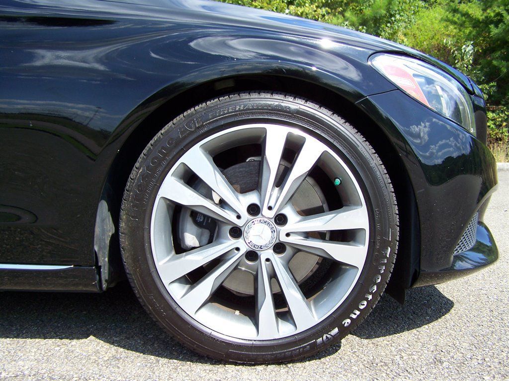 Used 2015 Mercedes-Benz C 300 Sedan image 34