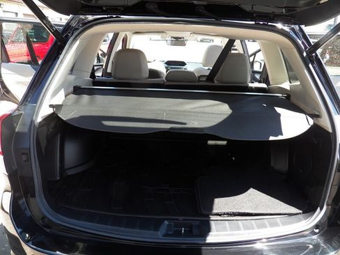 Used 2019 Subaru Forester Limited AWD/4WD image 11