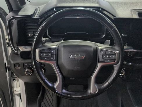 Used 2023 Chevrolet Silverado 1500 RST AWD/4WD image 9