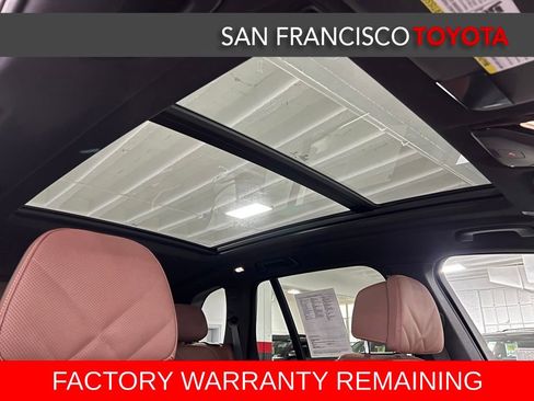Used 2024 BMW X5 xDrive50e w/ M Sport Package AWD/4WD image 19