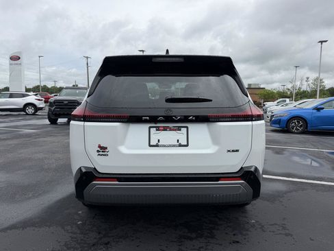 Used 2026 Toyota RAV4 XSE w/ Panoramic Sun Roof Package AWD/4WD image 6