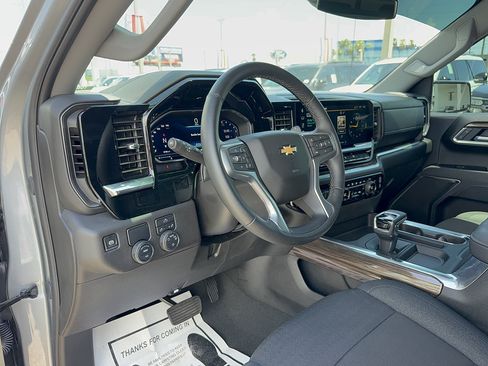 Used 2025 Chevrolet Silverado 1500 LT w/ All Star Edition Plus RWD image 12