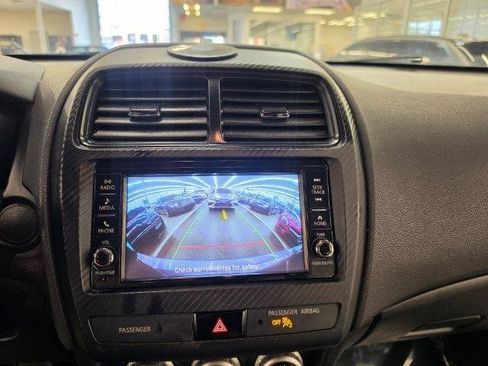 Used 2020 Mitsubishi Outlander Sport ES FWD image 25