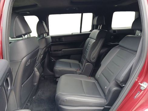 Used 2024 Hyundai Santa Fe Calligraphy FWD image 13