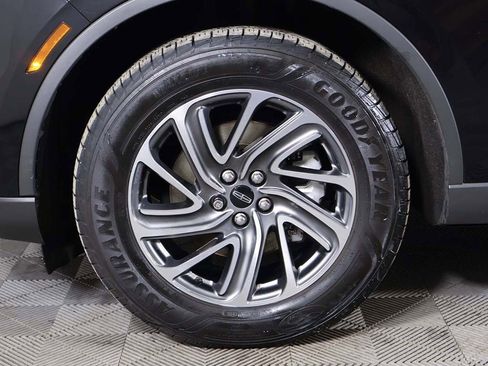 Used 2023 Lincoln Aviator Standard image 22