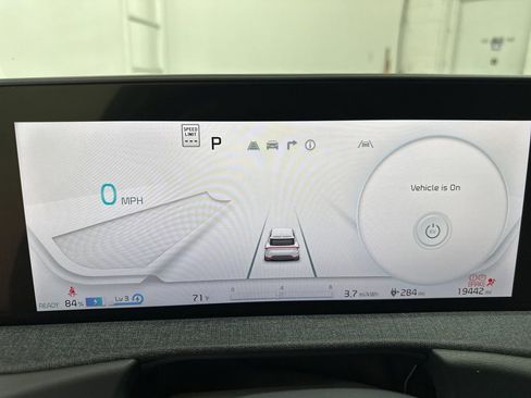Used 2022 Kia EV6 Wind RWD image 14