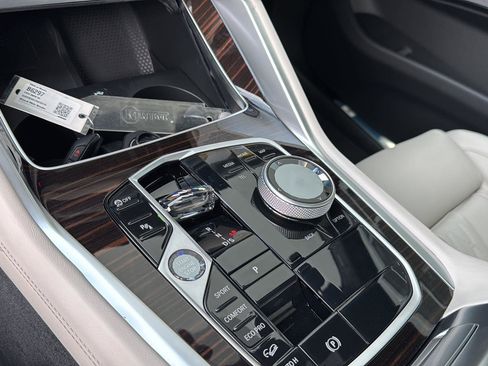 New 2026 BMW X6 xDrive40i w/ Executive Package image 22