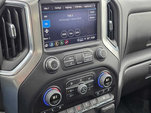 Used 2022 Chevrolet Silverado 1500 LTZ w/ LTZ Premium Package AWD/4WD image 28
