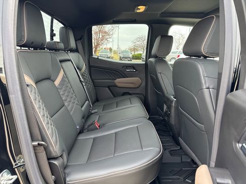 New 2026 GMC Canyon Denali w/ LPO, Denali Black Edition image 47