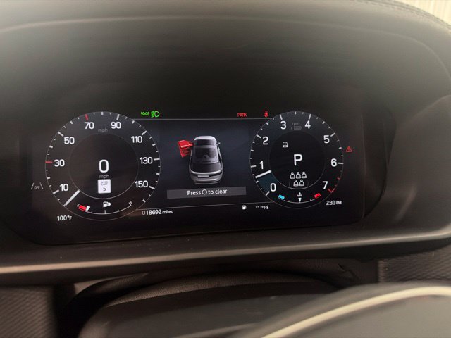 Certified 2025 Land Rover Discovery Dynamic SE AWD/4WD image 29