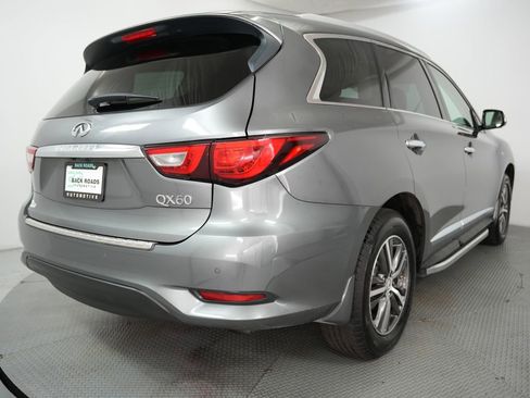 Used 2017 INFINITI QX60 AWD w/ Premium Plus Package image 9