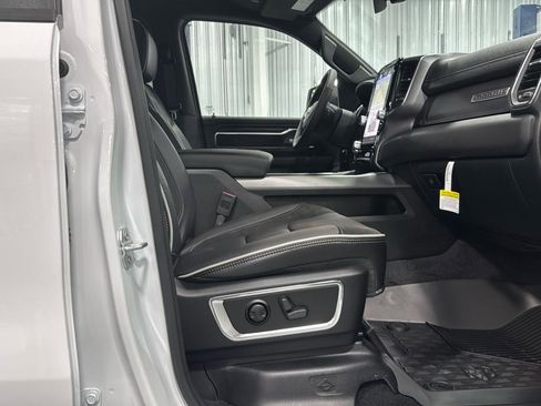 New 2025 RAM 1500 Laramie image 12