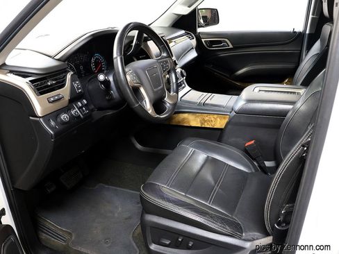 Used 2017 GMC Yukon Denali w/ Open Road Package AWD/4WD image 12