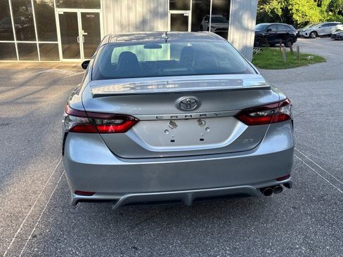 Used 2024 Toyota Camry SE image 8